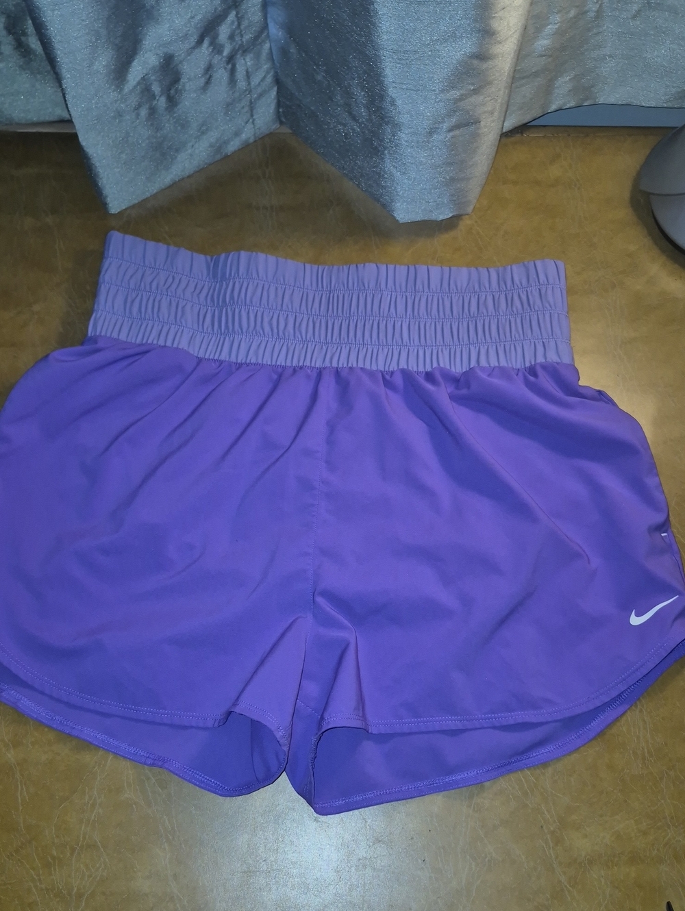 Nike Women’s Dri-fit One Ultra High Rise 3" Lined Elastic-Waist Shorts..size L